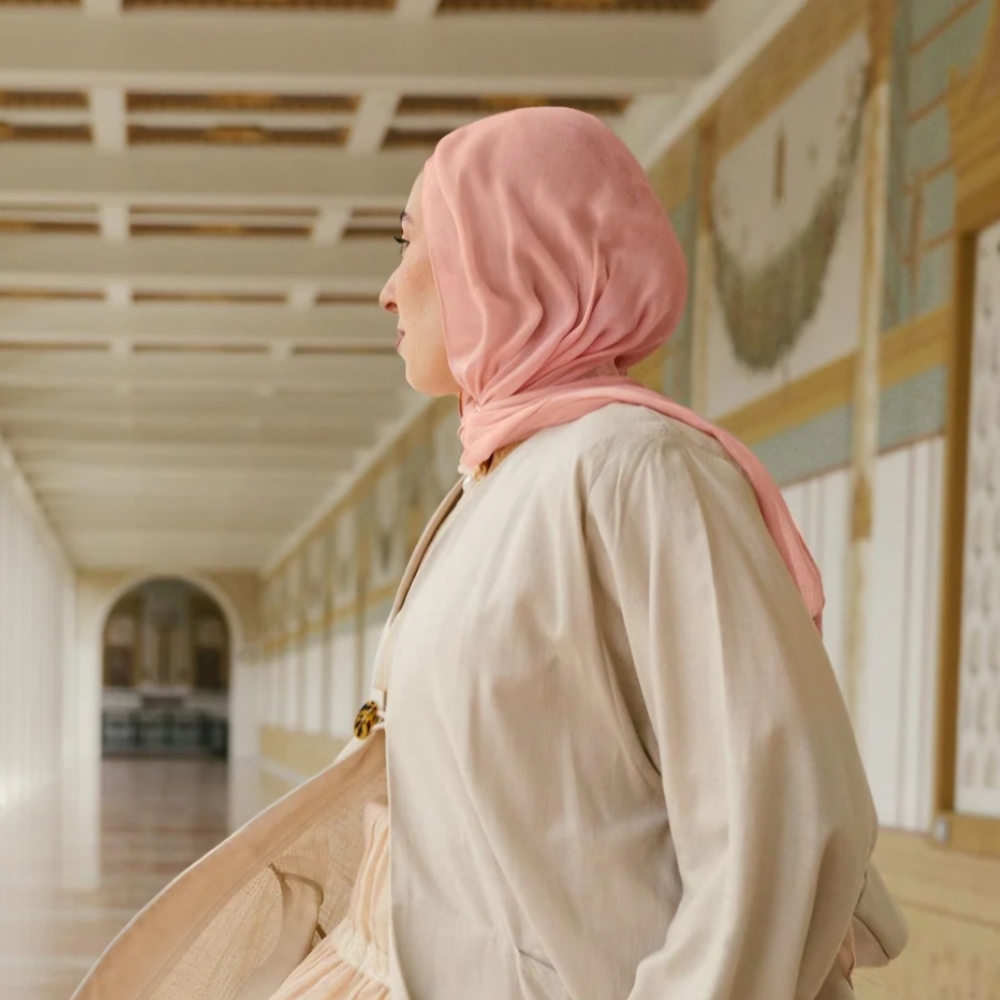 Vela Peach Petal Hijab